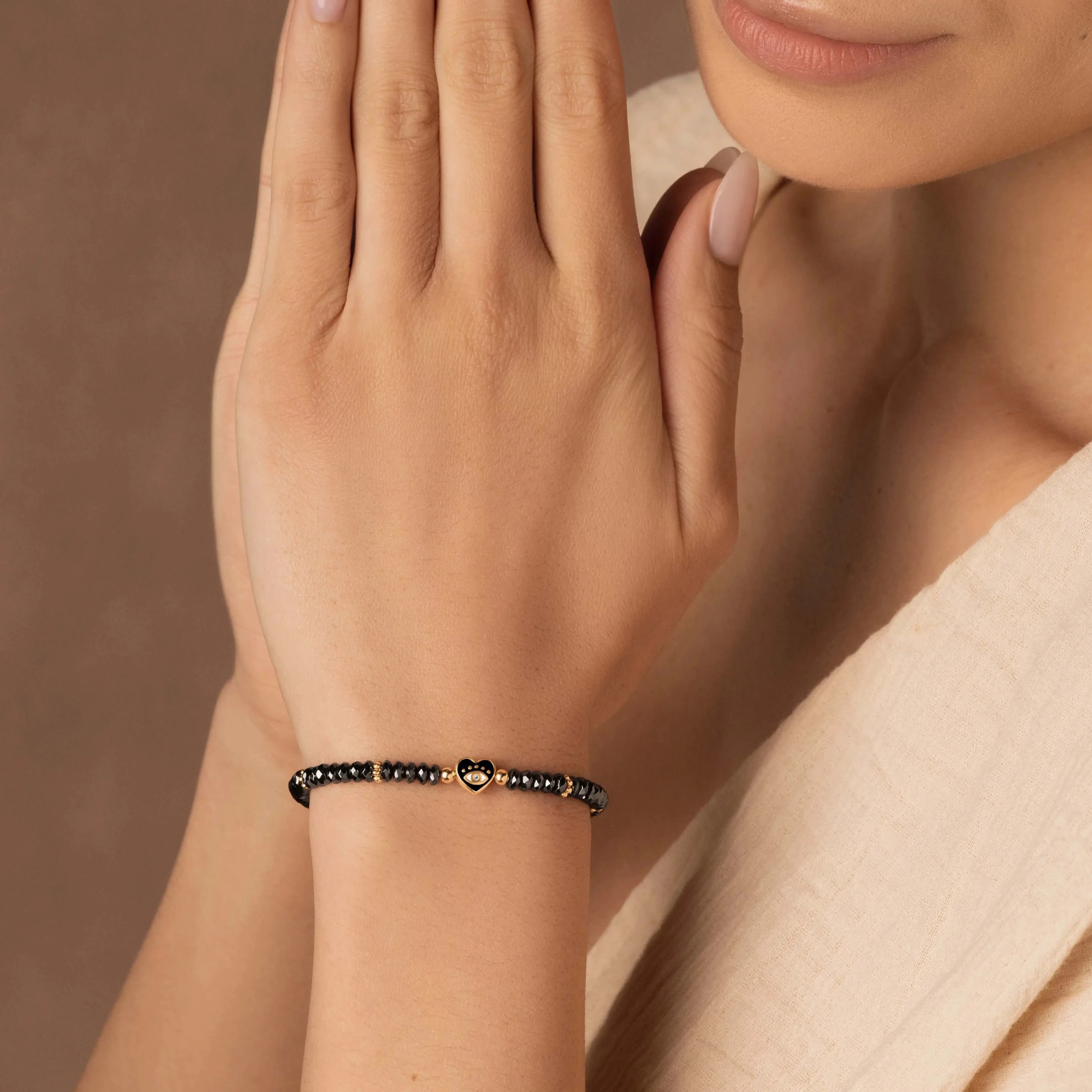 Heartfelt Gaze - Evil Eye Heart Hematite Bracelet