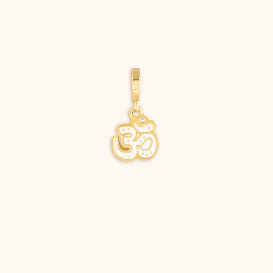 Universal Sound Om Charm